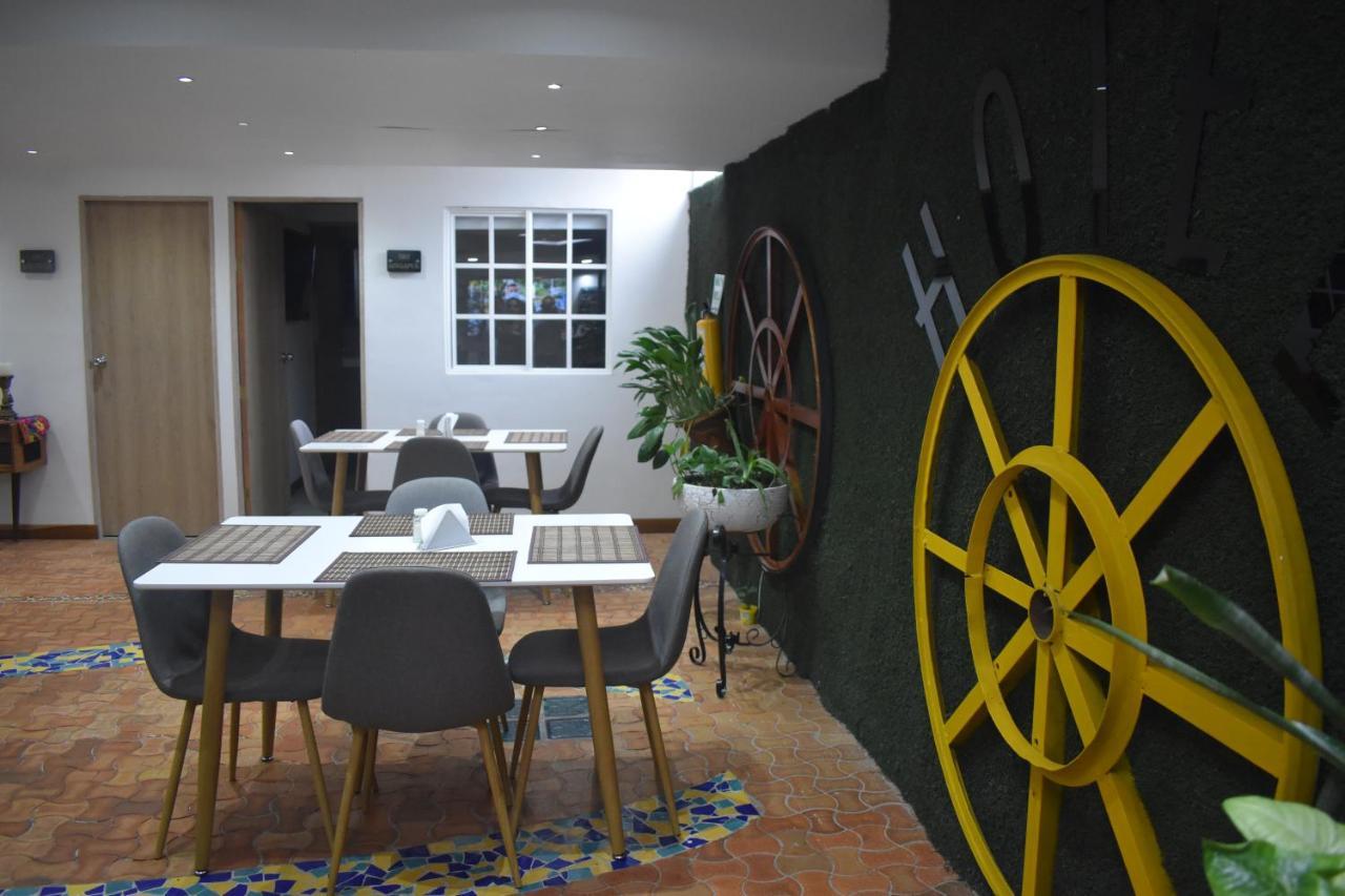 Hotel Alcatraz Yarumal Екстериор снимка