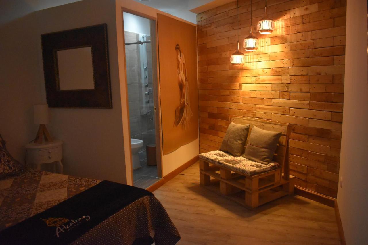 Hotel Alcatraz Yarumal Екстериор снимка