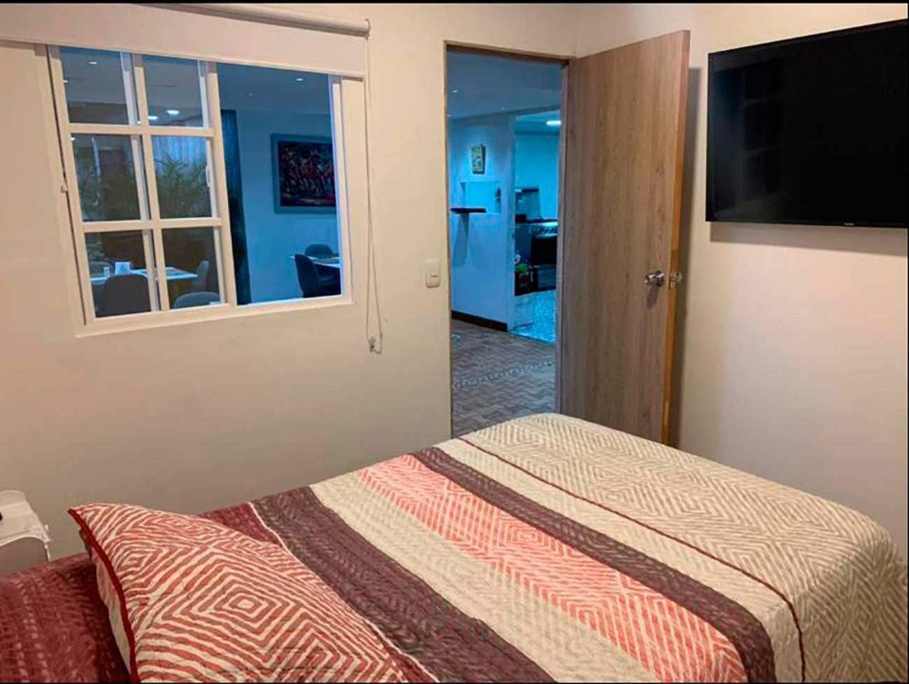 Hotel Alcatraz Yarumal Стая снимка