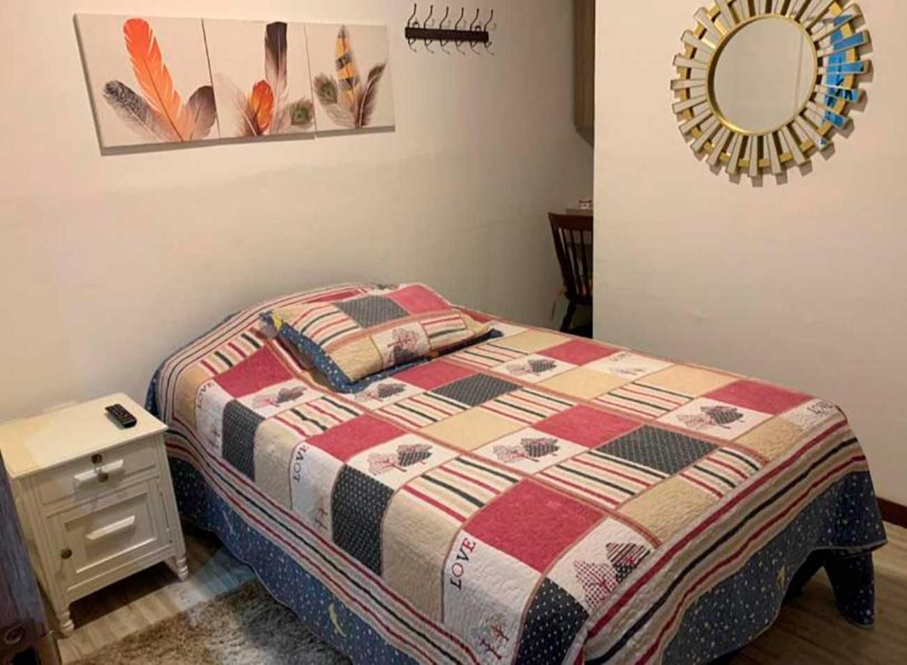 Hotel Alcatraz Yarumal Стая снимка