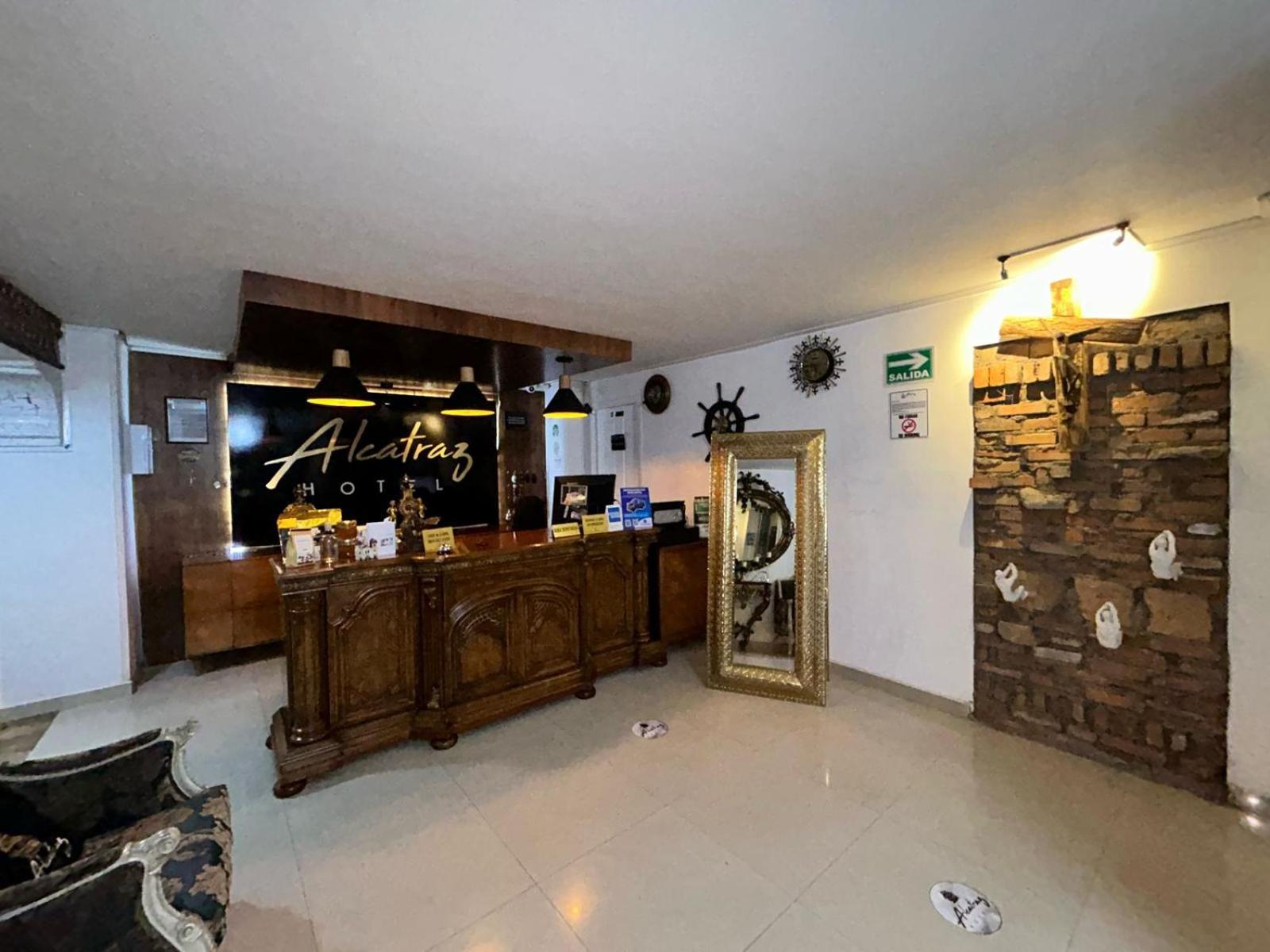 Hotel Alcatraz Yarumal Екстериор снимка